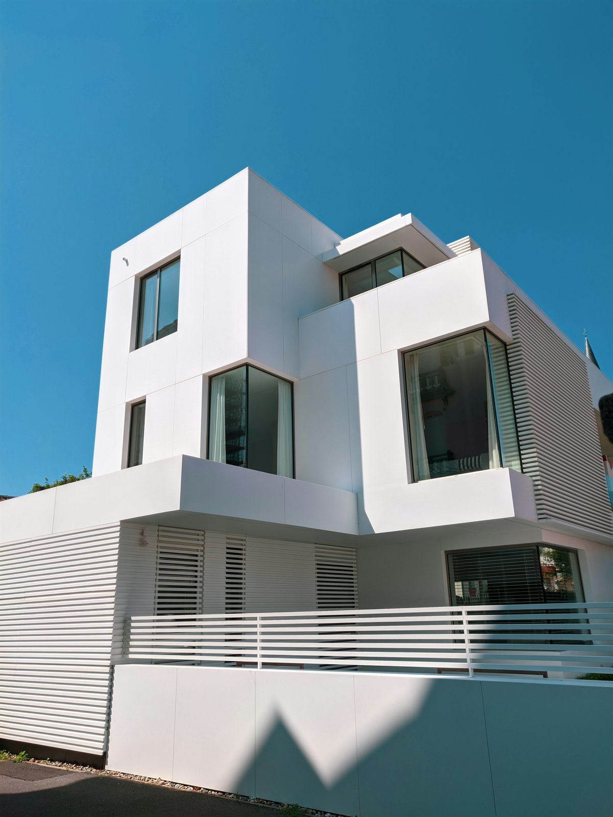 Moderne weisse Villa